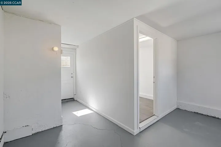 3114 Thompson Ave, Alameda, California 94501