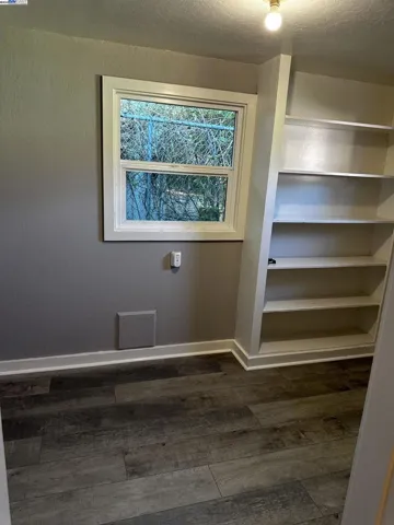 3253 Lynde, Oakland, California 94601