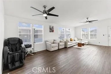 9080 Bloomfield Avenue 11, Cypress, California 90630