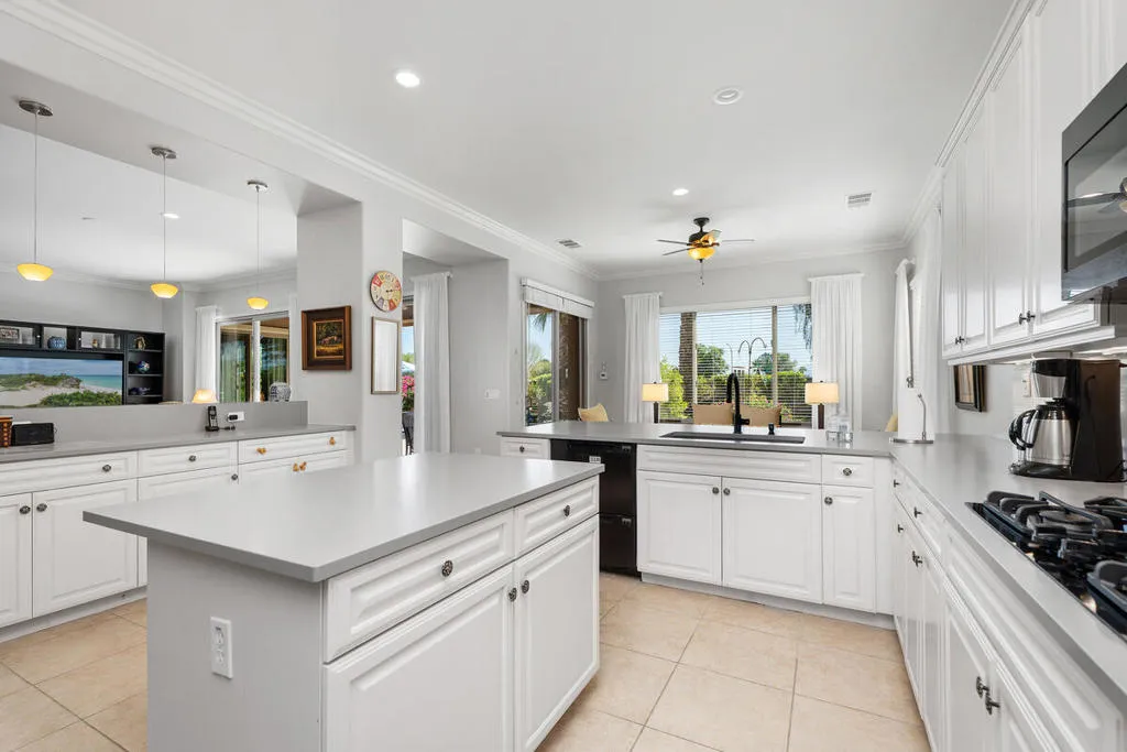 81429 Corte Trigo, Indio, California 92203 home-pic-10