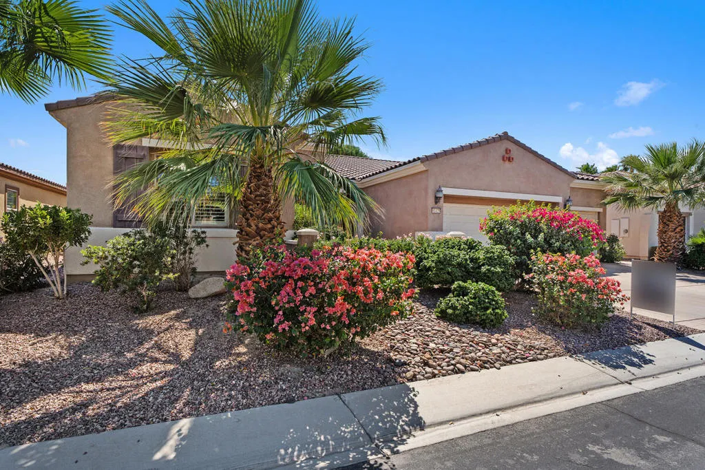 81429 Corte Trigo, Indio, California 92203 home-pic-2
