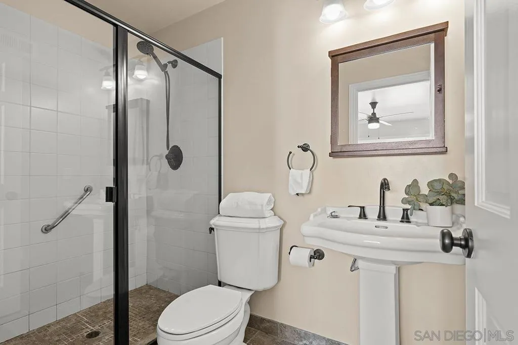, San Diego, California 92126 home-pic-24