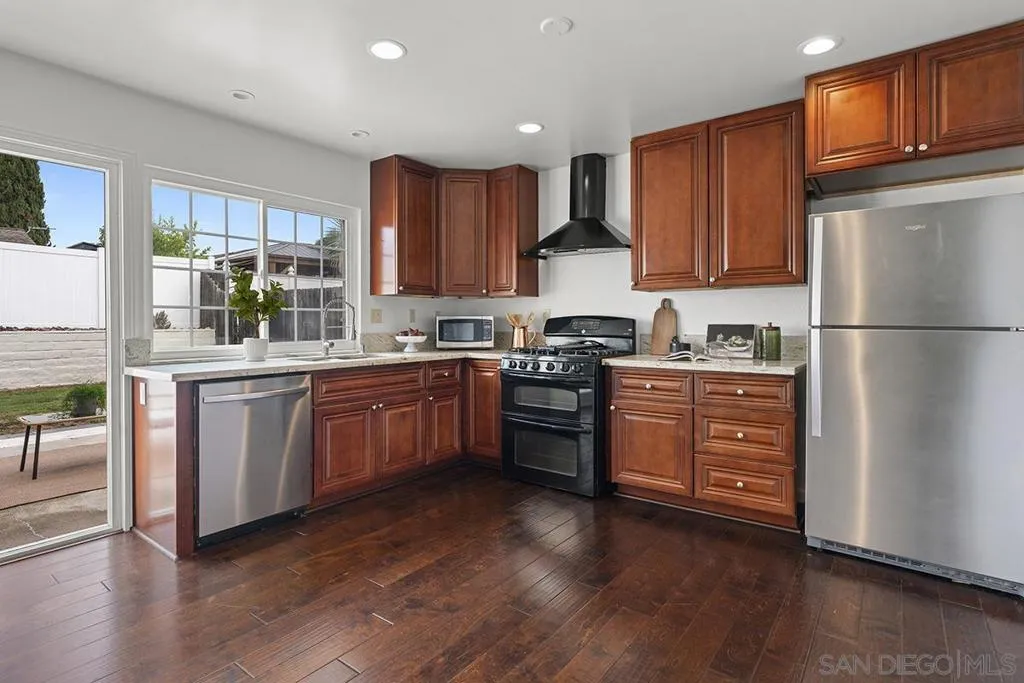 , San Diego, California 92126 home-pic-16