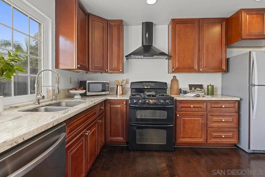 , San Diego, California 92126 home-pic-17