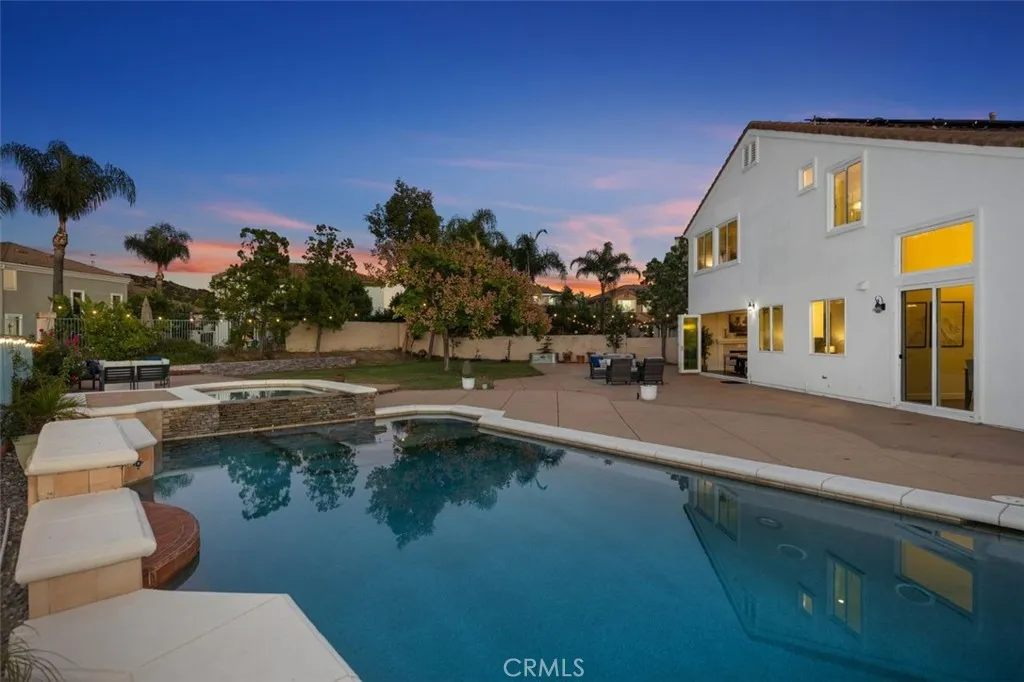 2 Via Bandada, Rancho Santa Margarita, California 92688 home-pic-0