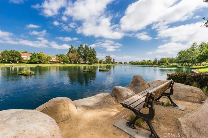2 Via Bandada, Rancho Santa Margarita, California 92688