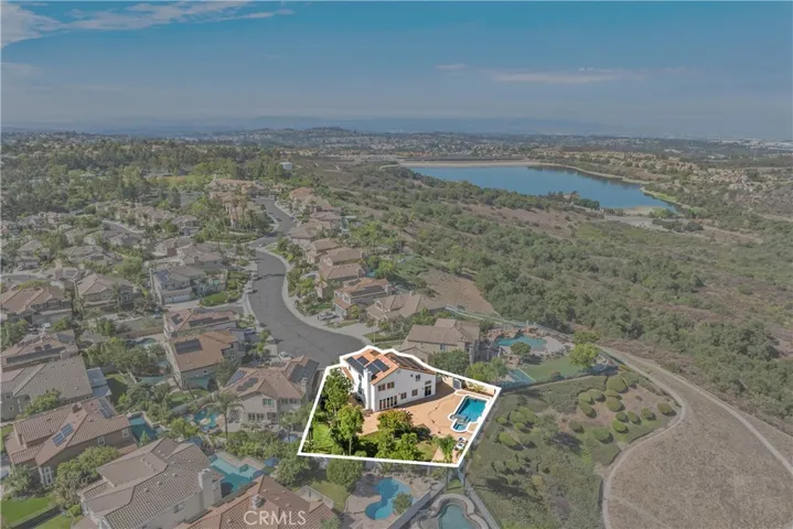 2 Via Bandada, Rancho Santa Margarita, California 92688