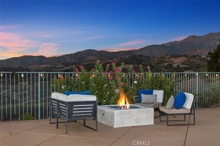 2 Via Bandada, Rancho Santa Margarita, California 92688