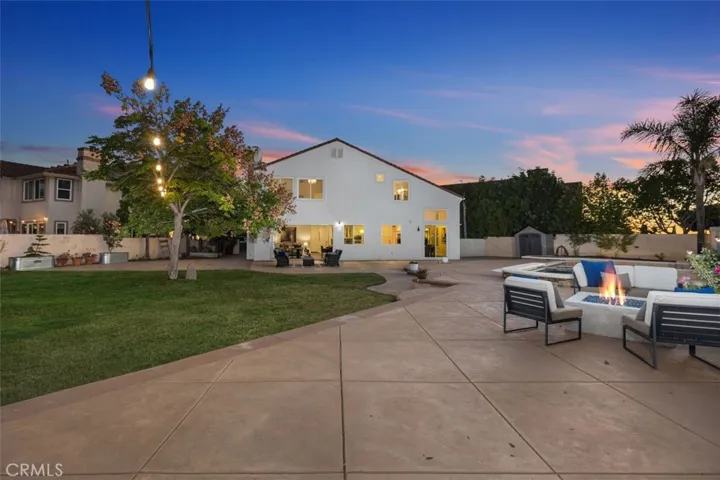 2 Via Bandada, Rancho Santa Margarita, California 92688