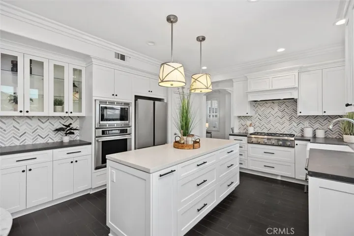 2 Via Bandada, Rancho Santa Margarita, California 92688