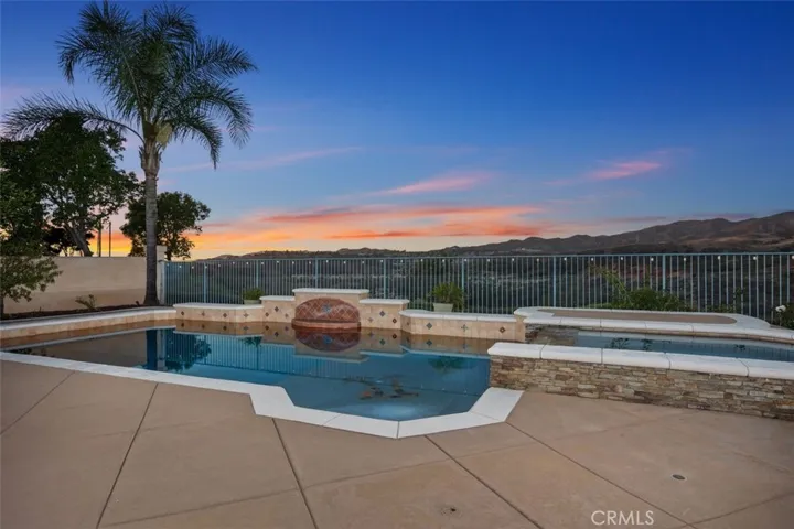 2 Via Bandada, Rancho Santa Margarita, California 92688