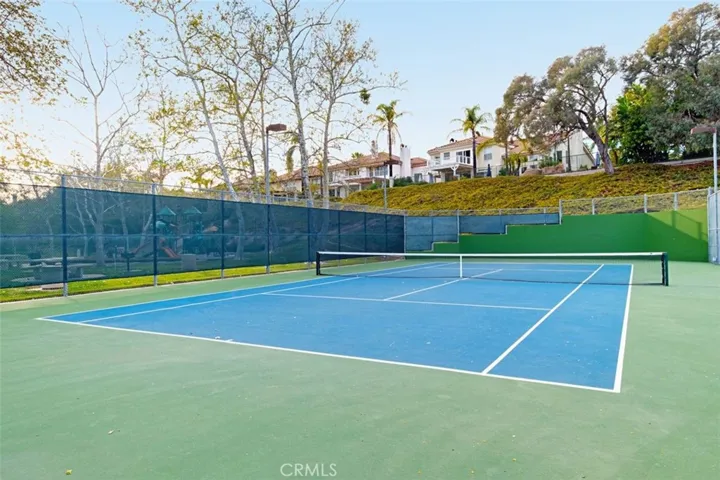 2 Via Bandada, Rancho Santa Margarita, California 92688