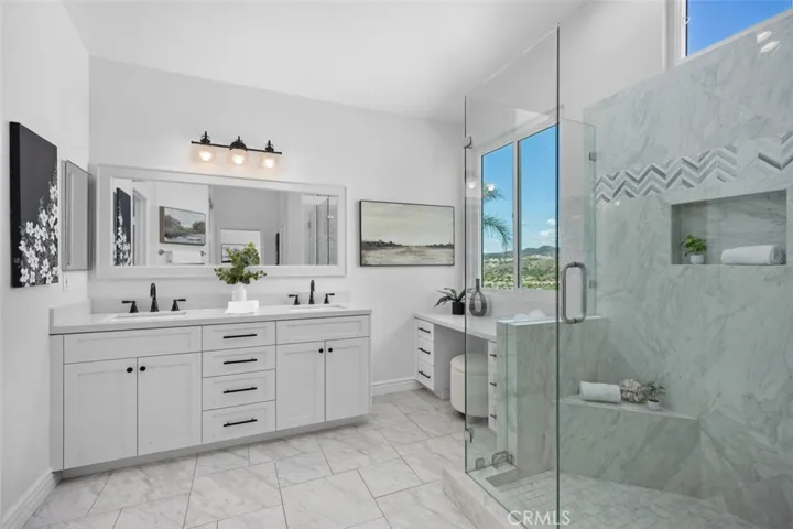 2 Via Bandada, Rancho Santa Margarita, California 92688