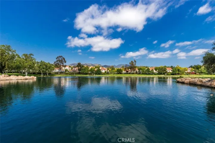 2 Via Bandada, Rancho Santa Margarita, California 92688