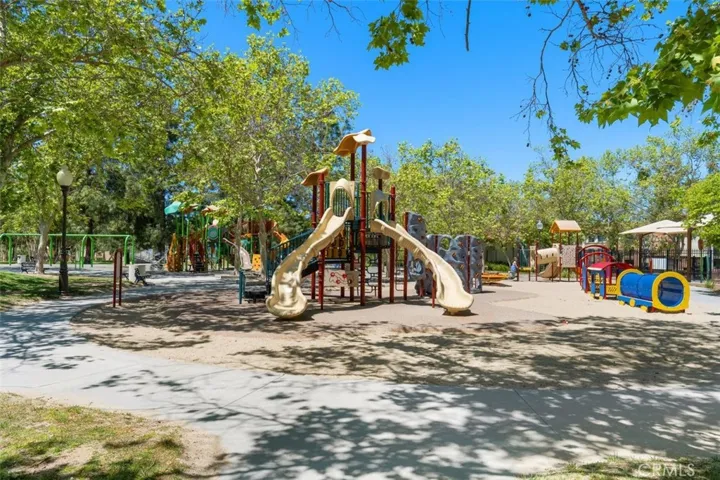 2 Via Bandada, Rancho Santa Margarita, California 92688