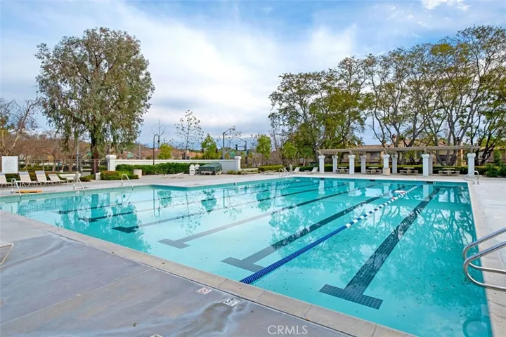 2 Via Bandada, Rancho Santa Margarita, California 92688
