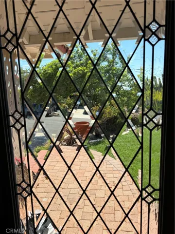 Bright entry