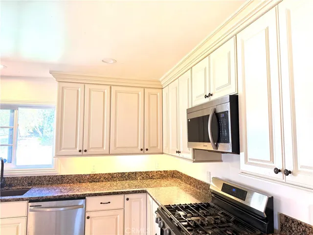 Cabinets Galore