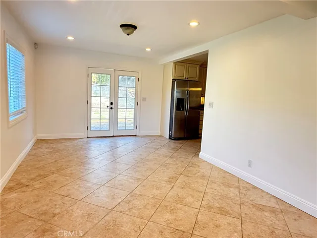 Dining room opens to kitchen