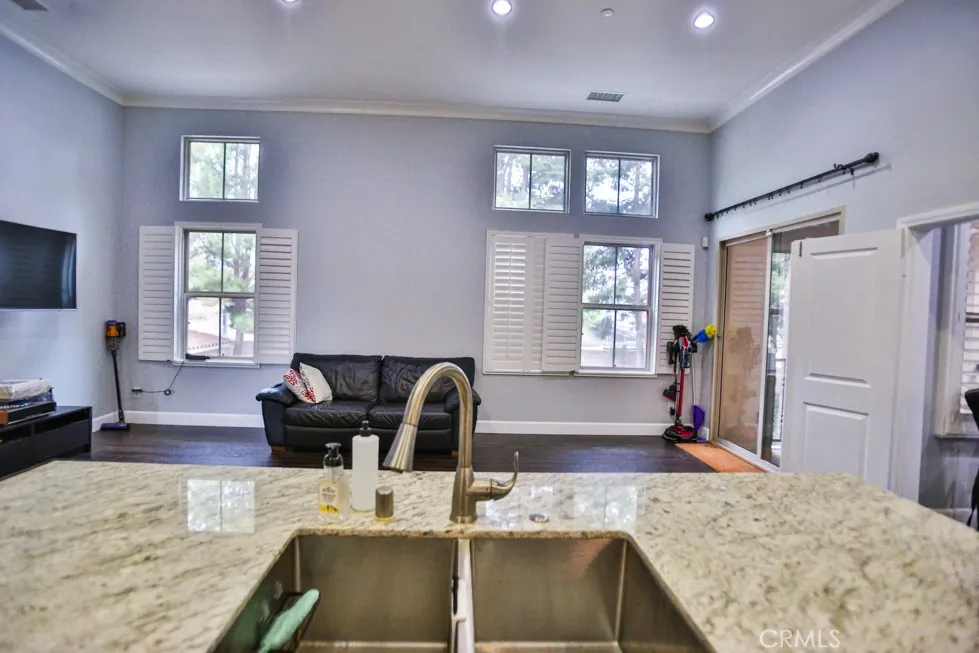 24 Coralwood, Irvine, California 92618 home-pic-13