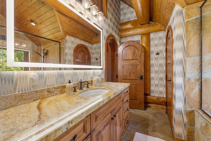 133-web-or-mls-AM4A3574