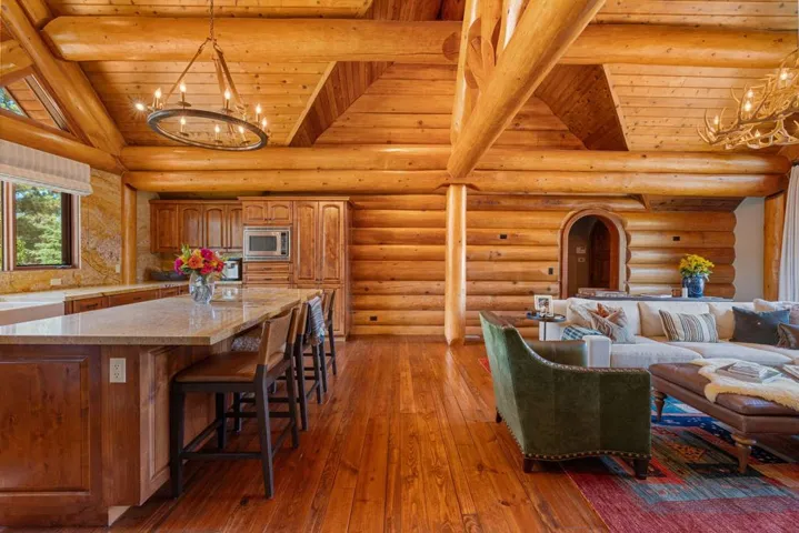 126-web-or-mls-AM4A3599