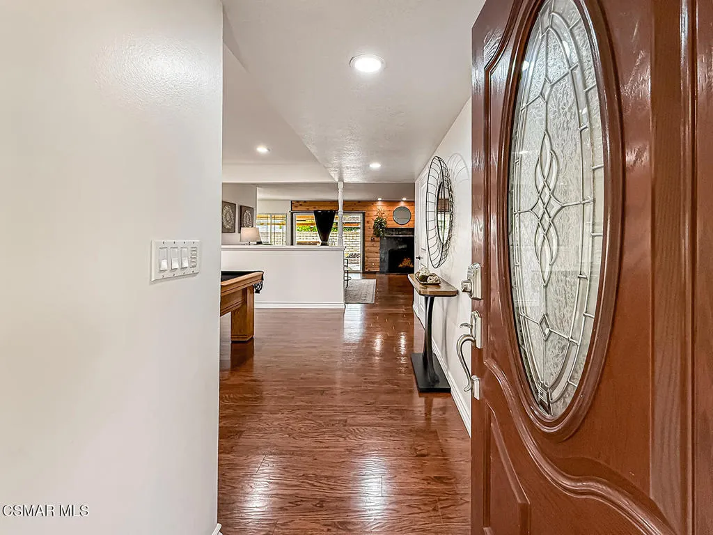 2439 N Lita Place, Simi Valley, California 93063 home-pic-2