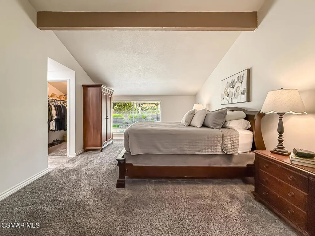 2439 N Lita Place, Simi Valley, California 93063 home-pic-24