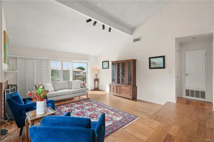 28137 Ridgepoint Court, Rancho Palos Verdes, California 90275