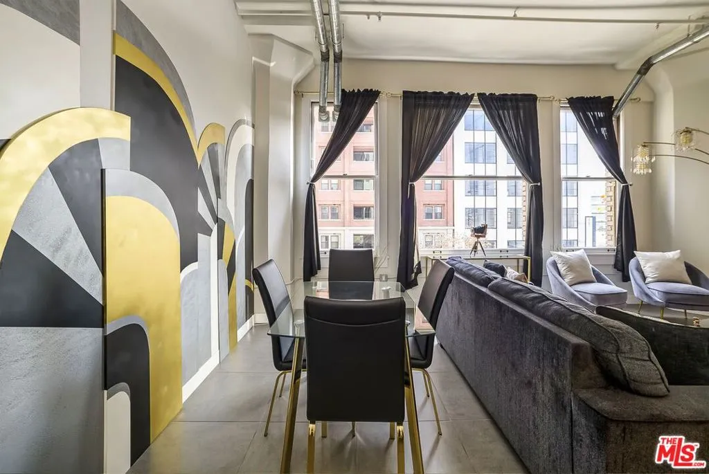 939 S Broadway 304, Los Angeles, California 90015 home-pic-13