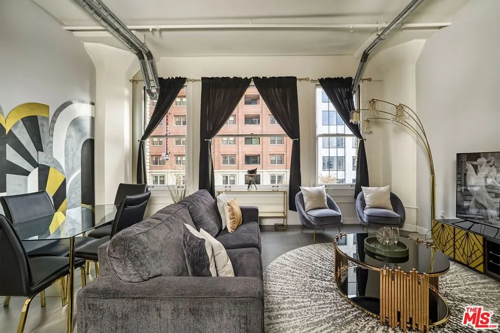 939 S Broadway 304, Los Angeles, California 90015 home-pic-2