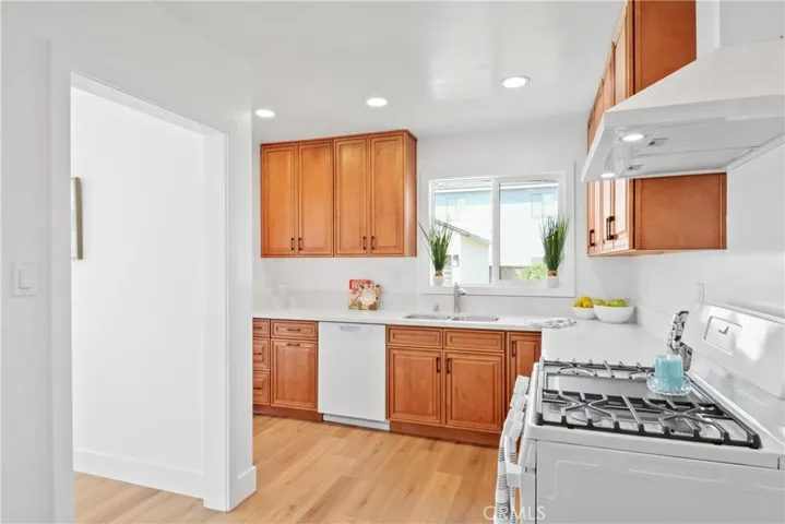4261 Ostrom Avenue, Lakewood, California 90713