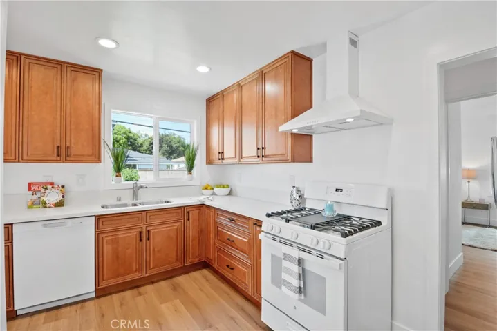 4261 Ostrom Avenue, Lakewood, California 90713