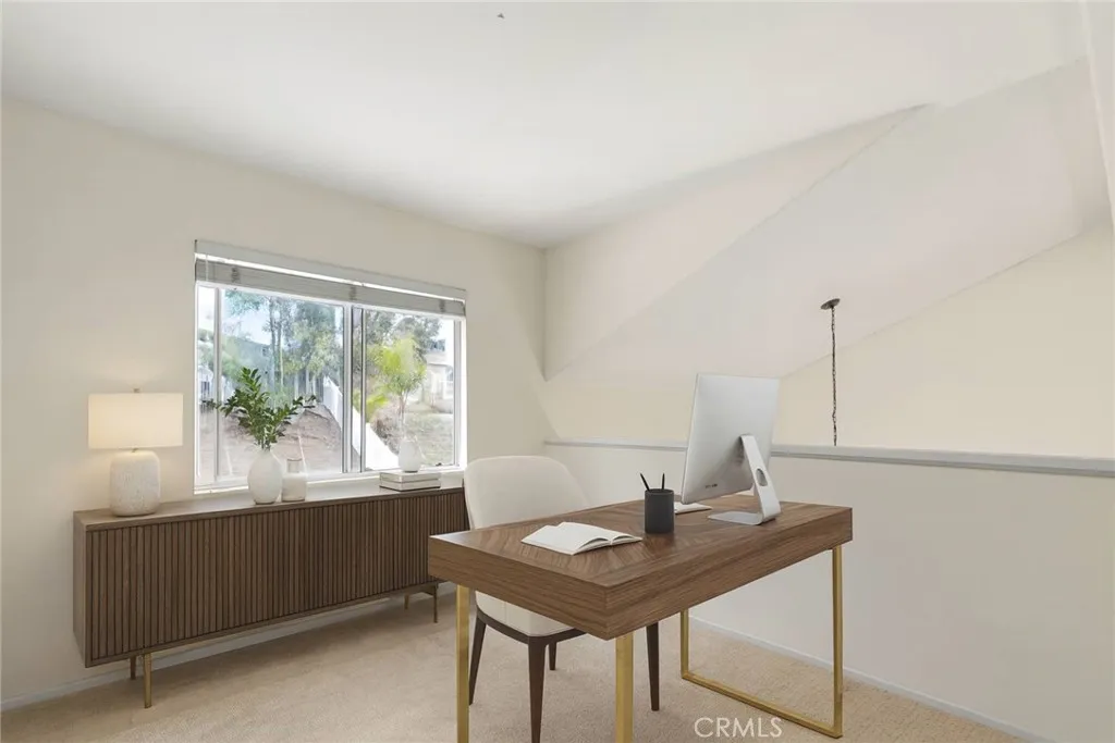 13021 Broken Bit Circle, Corona, California 92883 home-pic-10