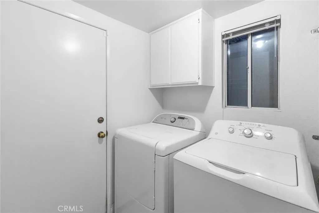 13021 Broken Bit Circle, Corona, California 92883 home-pic-9