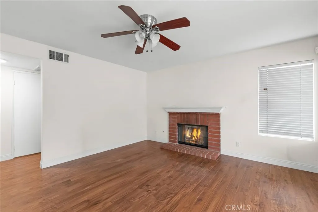 13021 Broken Bit Circle, Corona, California 92883 home-pic-8