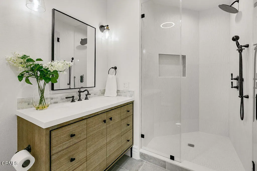 11016 Red Barn Road, Santa Rosa, California 93012 home-pic-38