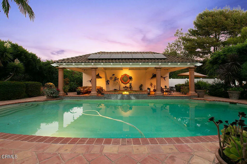11016 Red Barn Road, Santa Rosa, California 93012 home-pic-1