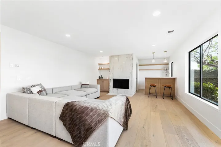 2207 Inverness Court, Oxnard, California 93036