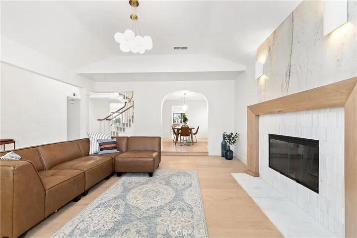2207 Inverness Court, Oxnard, California 93036