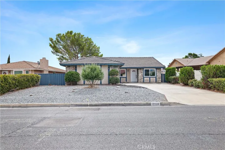 12935 Briarcliff Drive, Victorville, California 92395