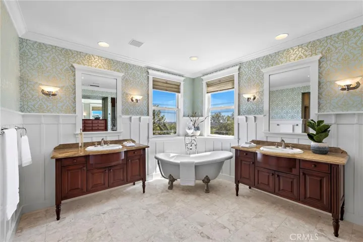22 Wild Rose Place, Aliso Viejo, California 92656