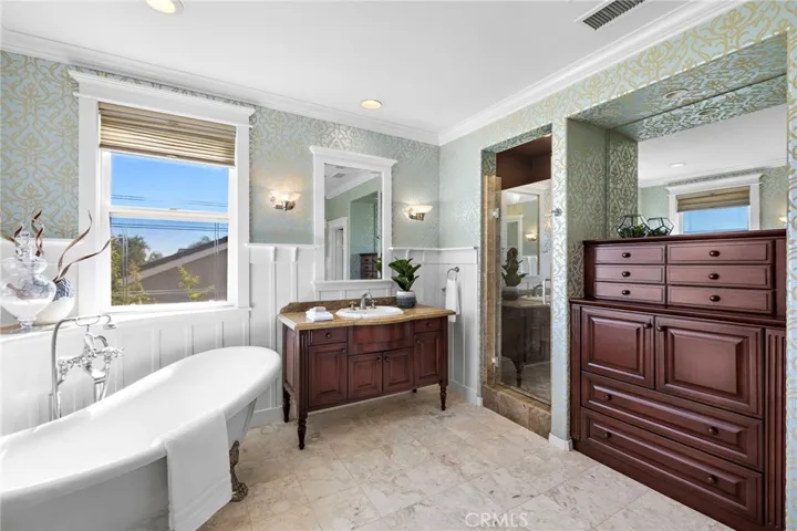 22 Wild Rose Place, Aliso Viejo, California 92656
