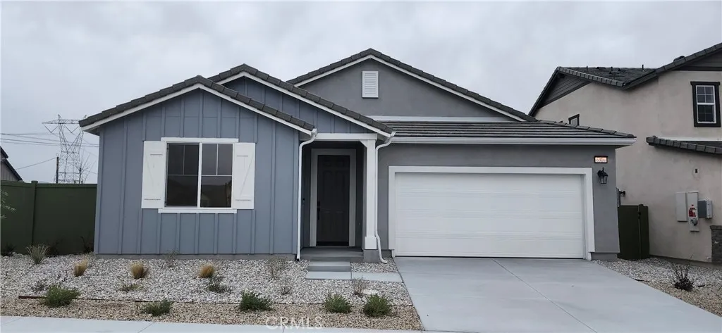 6316 Bassets Street, Hesperia, California 92345 home-pic-1