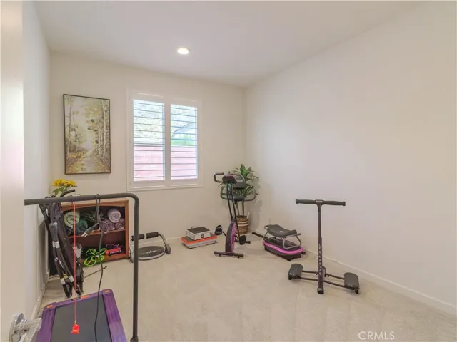 Second bedroom.