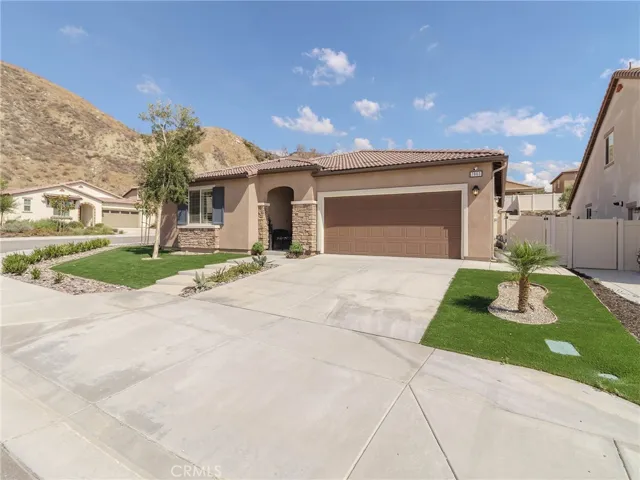 7863 Portofino Street, Highland, California 92346
