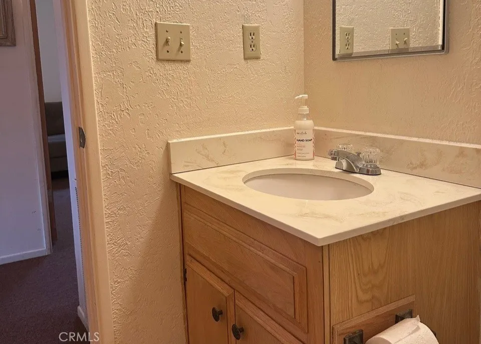 681 Main Street, Big Bear Lake, California 92315 home-pic-13