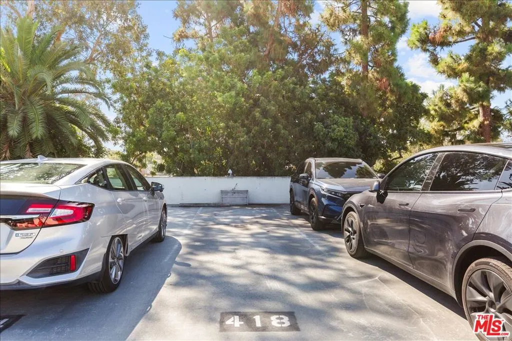 4900 Overland Avenue 140, Culver City, California 90230 home-pic-25