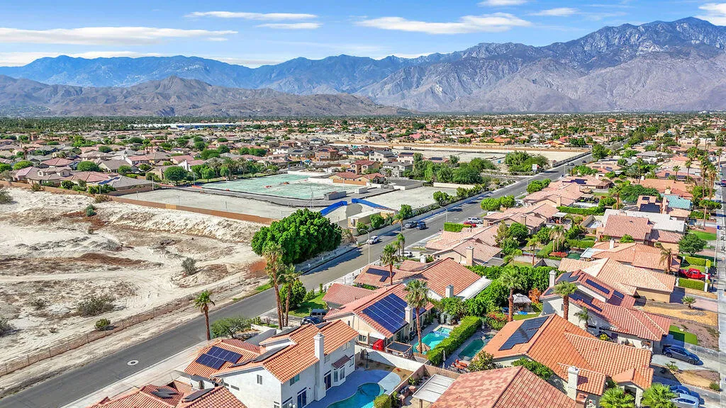69800 Mccallum Way, Cathedral City, California 92234 home-pic-60