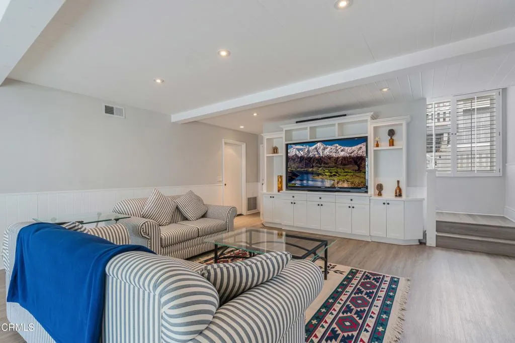 1410 Marine Way, Oxnard, California 93035 home-pic-16